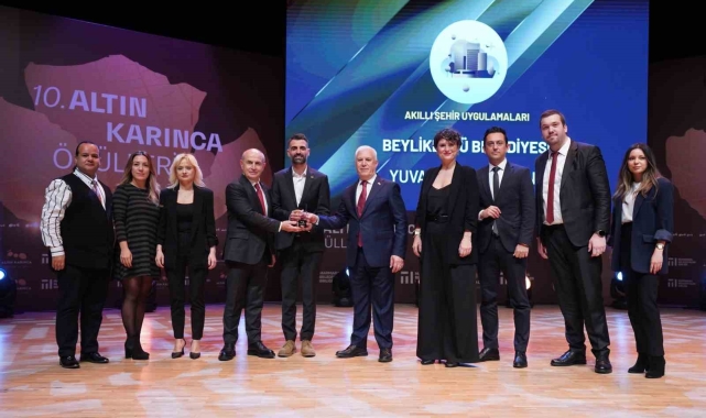 Beylikdüzü'nde "Yuvam Olur Musun?" Projesine Altın Karınca ödülü