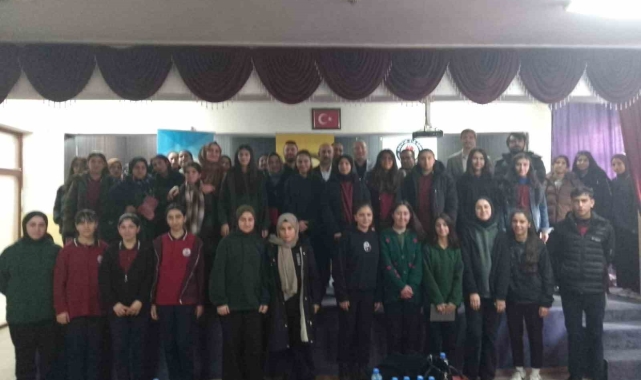 'Bir bilenle bilge nesil projesi' Patnos'ta öğrencilerle buluştu