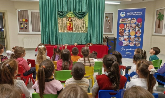 "Bir Hikaye Bin Neşe" projesiyle çocuklar çok mutlu