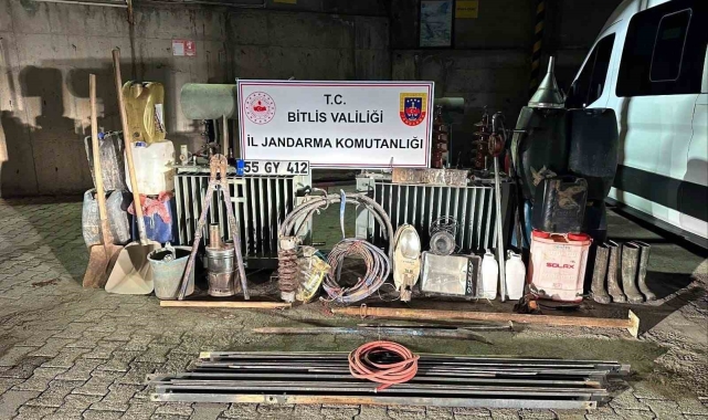 Bitlis&#039;te 1 milyonluk akü çalan 4 kişi yakalandı