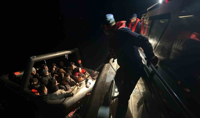 Bodrum'da 6'sı çocuk 21 düzensiz göçmen kurtarıldı