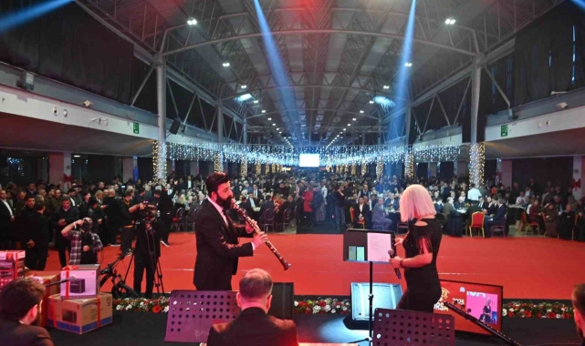 Bursa Büyükşehir ailesi yeni yılı birlikte kutladı