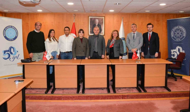 Buü'nün 50. yıl kutlamalarına bronz destek