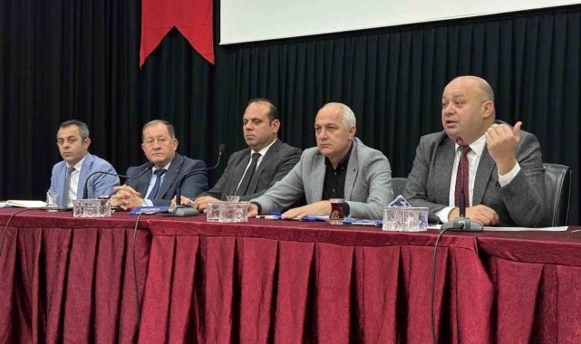 Büyükşehir, Bandırma ve Gönen'de muhtarları dinledi