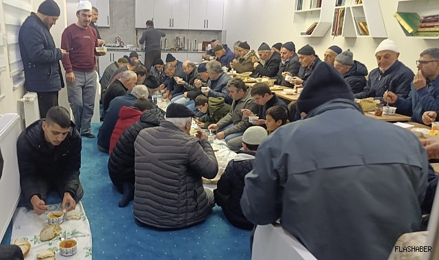 Cami cemaatine çorba ikramı yapıldı