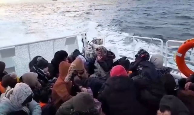 Çanakkale&#039;de 32 kaçak göçmen yakalandı