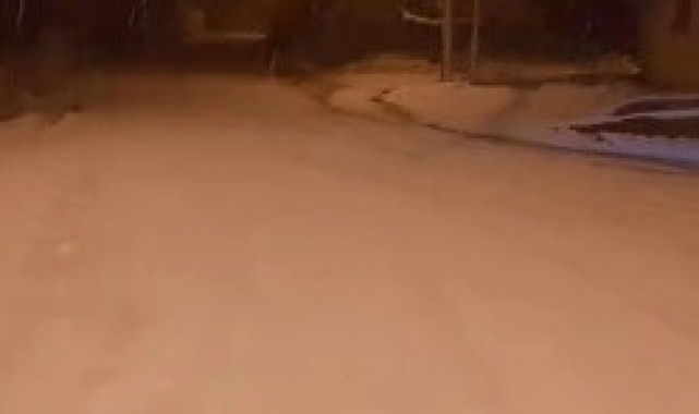 Çanakkale&#039;de kar yağışı etkili oluyor