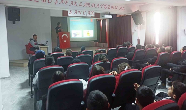 Çavdarhisar'da öğrencilere "Güvenilir Gıdaya Erişim" konulu eğitim