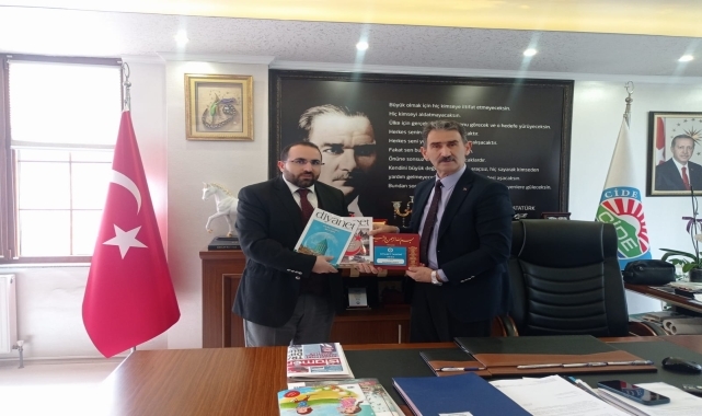 Cide müftüsü, ilçedeki kurumlara ziyaretlerde bulundu