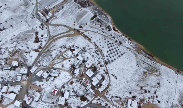 Cip Baraj Gölü'nde kışın mest eden güzelliği