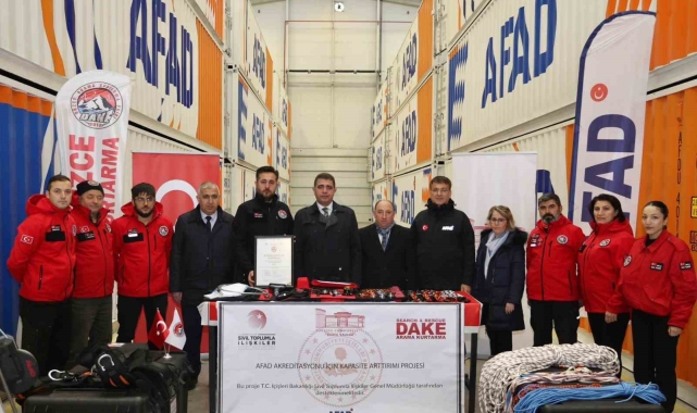 DAKE'ye arama kurtarma ekipmanı