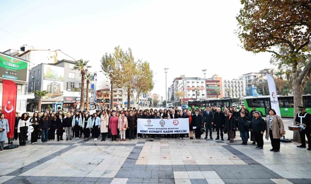 Denizli Büyükşehir Belediyesi Kadın Meclisi seçme ve seçilme hakkını kutladı