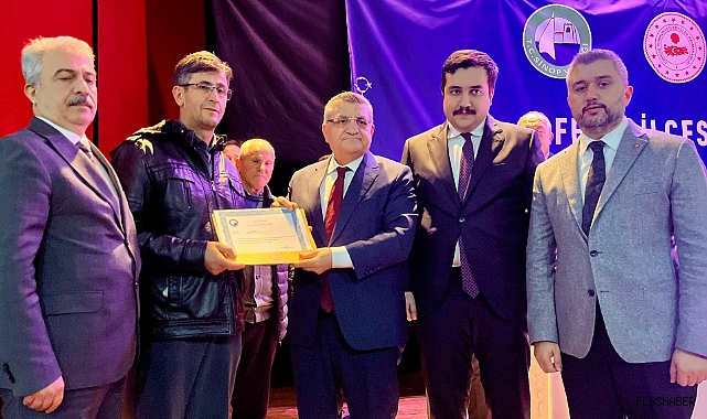 Dört köy muhtarına teşekkür belgesi verildi