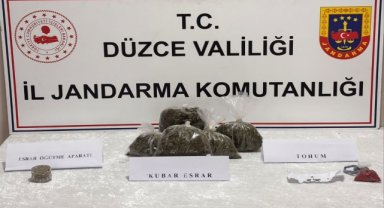 Düzce'de uyuşturucu operasyonlarında yakalanan 6 şüpheliden 2'si tutuklandı