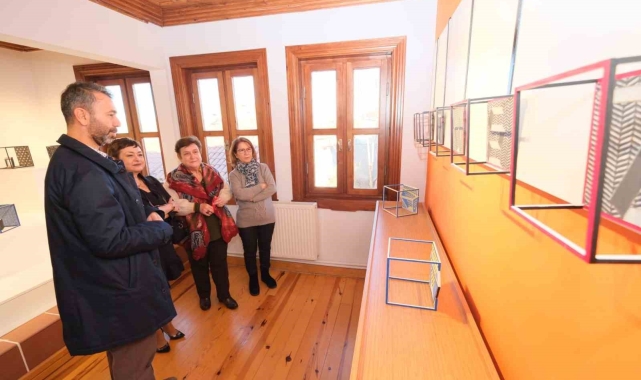 'Düzlemin İfadesi seramik sergisi Odunpazarı'nda açıldı