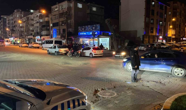 Edremit'te huzur uygulamasında 9 şüpheli yakalandı