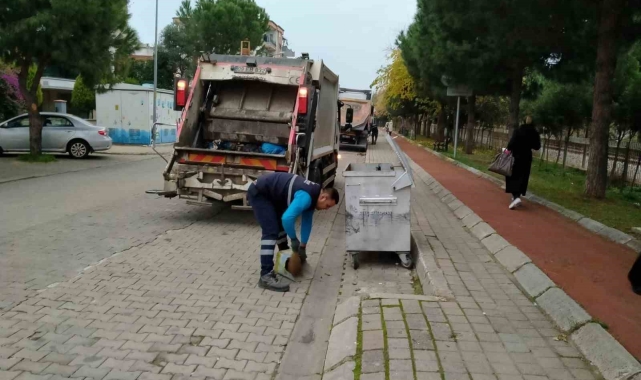 Efeler'de sağanak yağış öncesi hazırlık