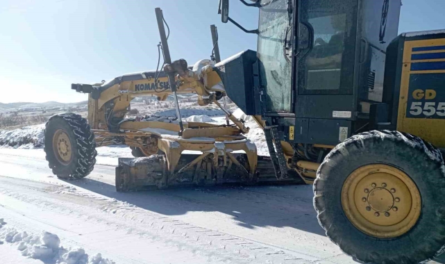Elazığ'da 27 köy yolu ulaşıma kapandı