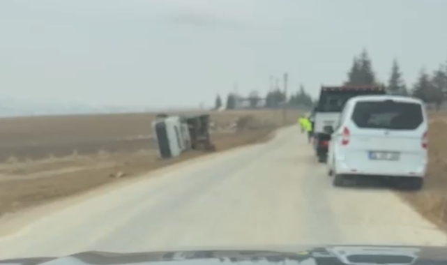 Elazığ'da araç yan yattı