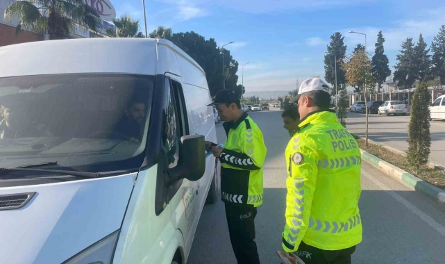Engelli bireyler temsili trafik denetimi yaptı