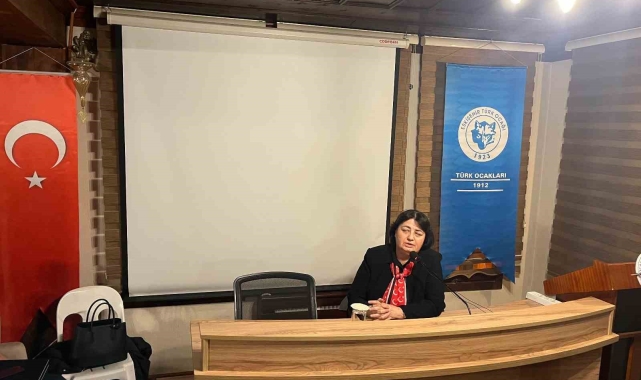 Eşi, merhum Dr. Sadık Ahmet'in Batı Trakya Türklüğünün bitmeyen mücadelesini anlattı