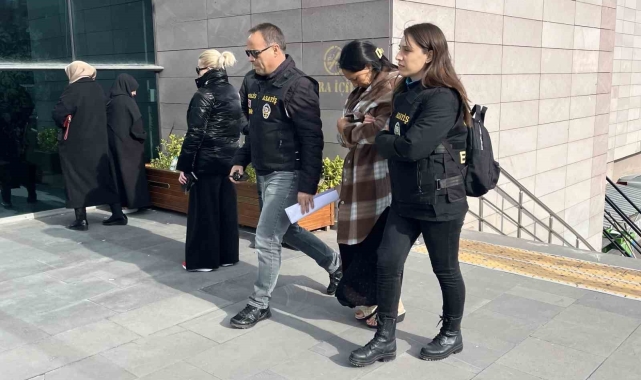 Eskişehir'de 15 ayrı 'Hırsızlık' suçundan 291 yıl 7 ay hapis cezası bulunan kadın yakalandı