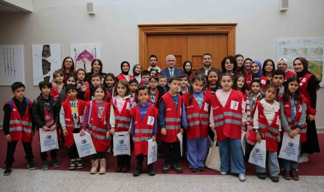 ESOGÜ Genç Kızılay Topluluğu'ndan 'Çocuk Üniversitesi' projesi