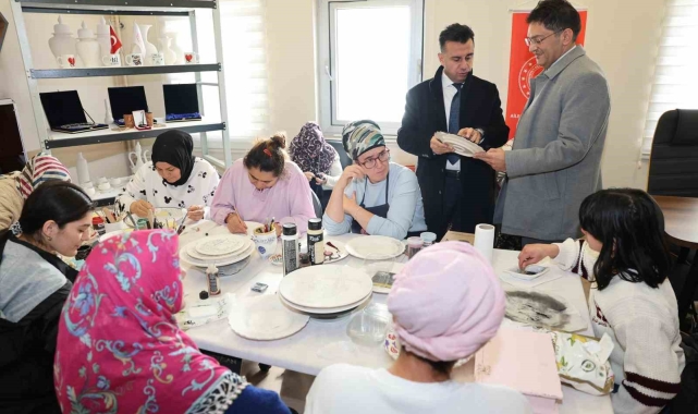 ETB Başkanı Hakan Oral'dan engelsiz yaşam merkezine ziyaret