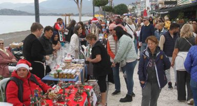Fethiye'de Geleneksel Yılbaşı Pazarı renkli görüntülere sahne oldu