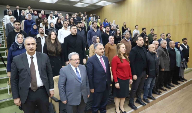 FÜ'de öğrenciler önlüklerini giydi