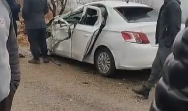 Gaziantep'te otomobil ile halk otobüsü çarpıştı: 5 yaralı