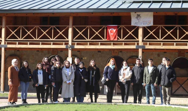 'Gençlik Bursa'da Yollarda' projesi tüm hızıyla sürüyor