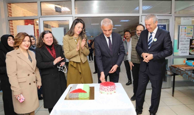 Gölbaşı'nde Filistin için yardım sergisi düzenlendi