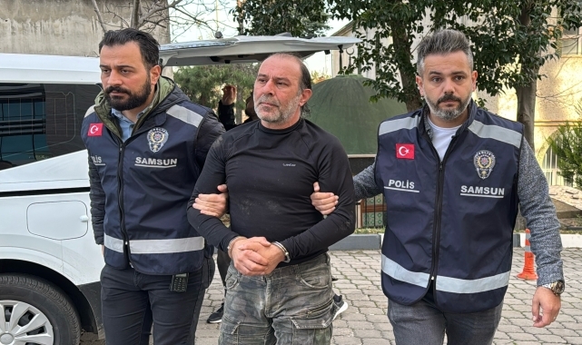 GÜNCELLEME - Samsun'da 2 akrabasını silahla yaralayan, evinde el bombası bulunan zanlı tutuklandı