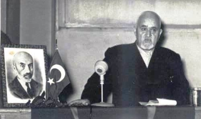 Hasan Basri Çantay ölümün 60. yılında Balıkesir'de anıldı