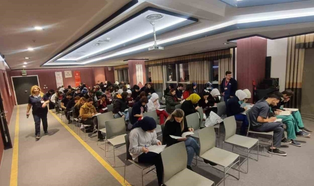 Hayat Hastanesi'nde sınav heyecanı