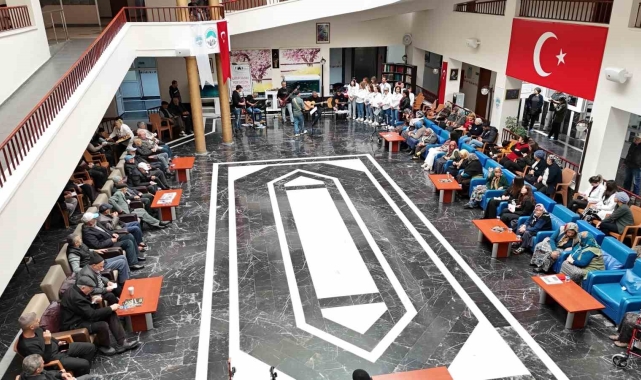 Huzurevi sakinlerine unutulmaz konser