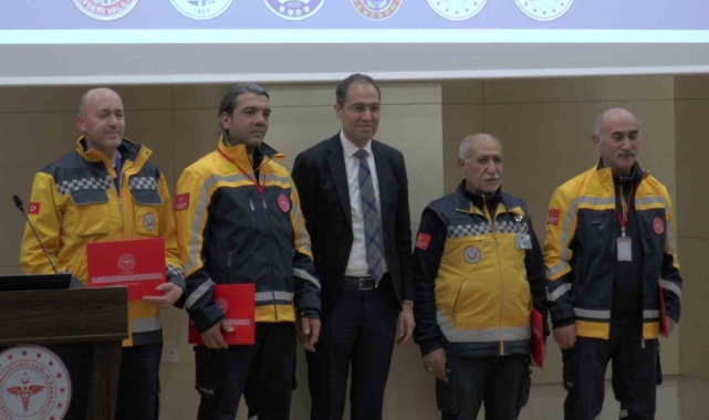 İl Sağlık Müdürü Erşan: "Son 10 ayda çağrı merkezimize 325 bin 897 çağrı yapıldı"