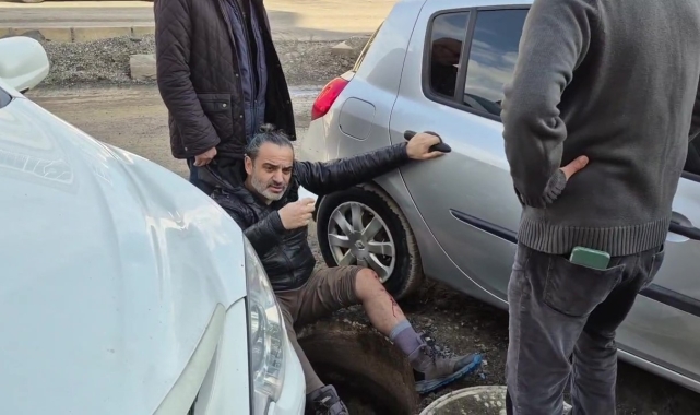 İskenderun'da kanalizasyon çukuruna düşen adamı esnaf kurtardı