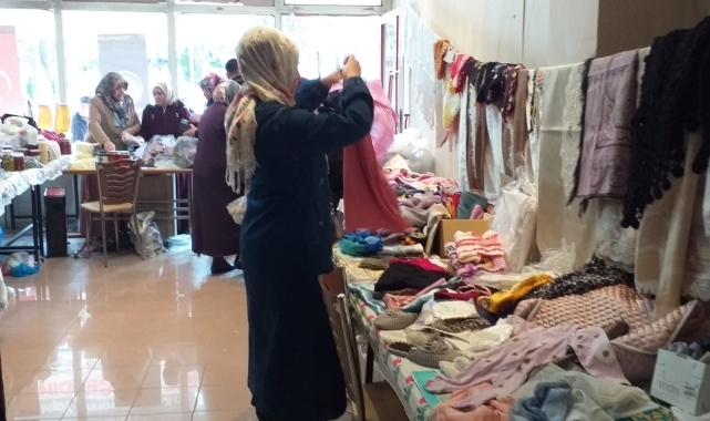 İskilip'te Filistinliler ve Kur'an kursları için iki kermes açıldı