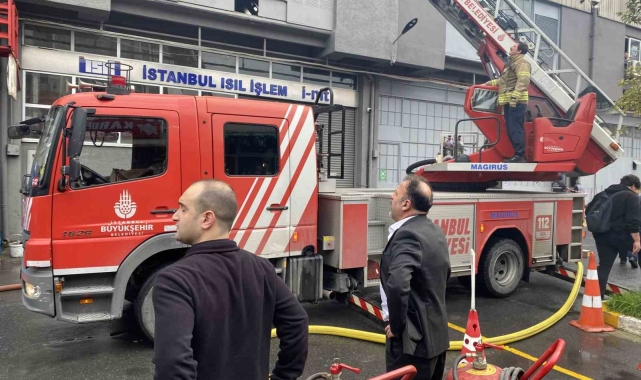 İstanbul Bahçelievler'de korkutan iş yeri yangını