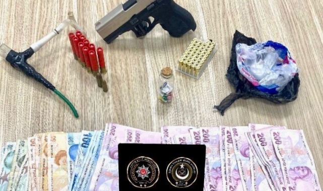 İzmir'de uyuşturucu operasyonu: 1 tutuklama