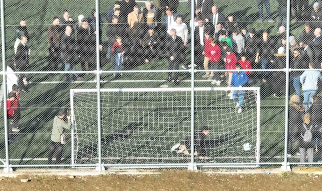 İzmit Ayazma'ya sentetik futbol sahası