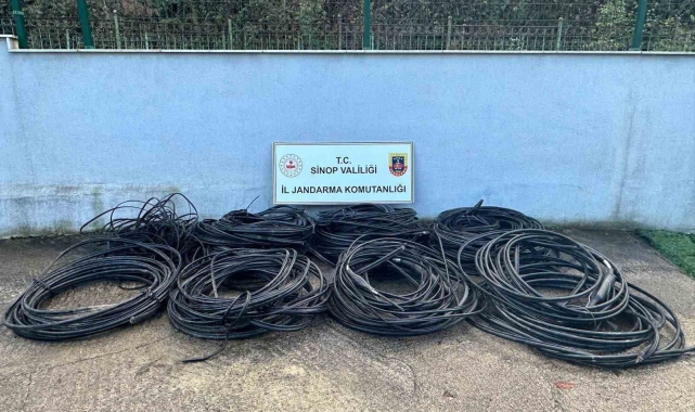 Kablo hırsızlığı yapan 3 şahıs yakalandı