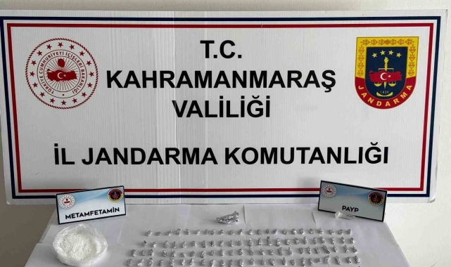 Kahramanmaraş'ta jandarmadan kaçan araçta uyuşturucu çıktı
