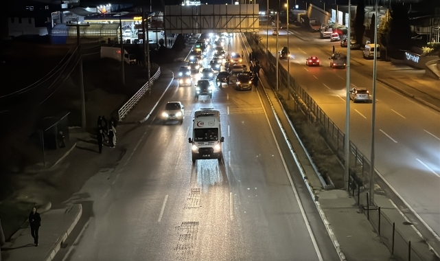 Karabük'te zincirleme trafik kazasında 3 kişi yaralandı