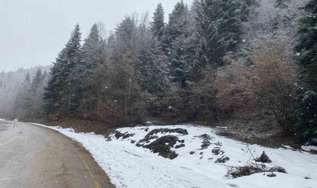 Karabük&#039;ün yüksek kesimlerinde kar yağışı etkili oluyor