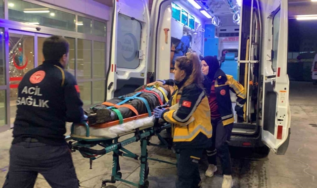 Karaman'da 3. kattan düşen şahıs yaralandı