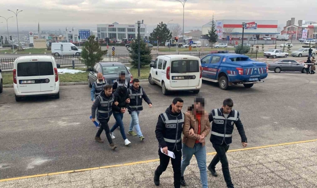 Karaman'da 3 kişi dolandırıcılıktan tutuklandı