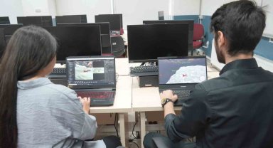 Kastamonu Üniversitesi'nde Hürjet için özel uçuş simülasyonu geliştirdi